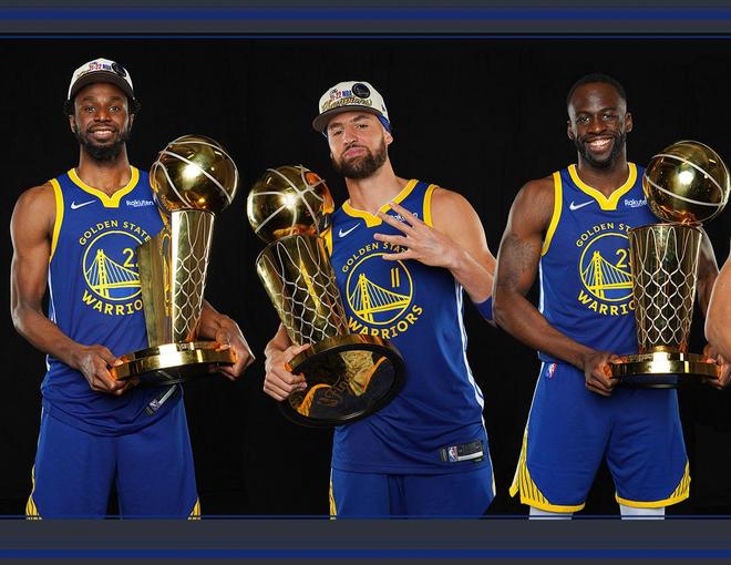 心系老东家，小罗社媒晒照祝贺弗拉门戈巴甲夺冠（小罗社媒发文晒照，祝贺老东家弗拉门戈夺得巴甲冠军）