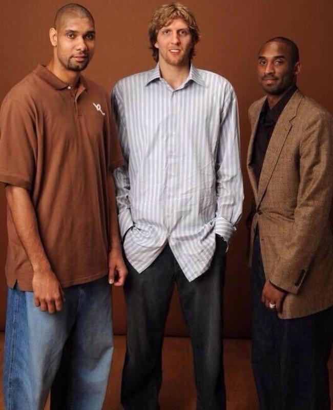 外媒：梅西在印度的雕像由45人耗费27天建成，高21.3米（外媒称：印度梅西雕像高21.3米，45人历时27天打造）