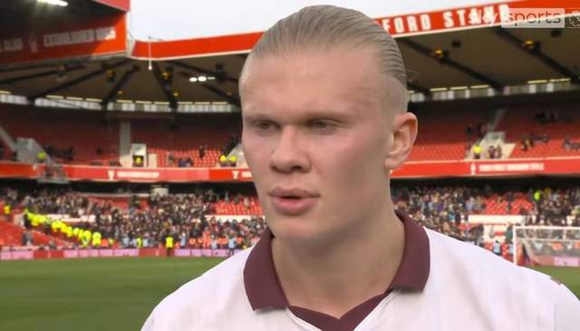 亚足联官方：成都蓉城因在亚冠单场5人染黄被罚款2500美元（亚足联官宣：成都蓉城亚冠单场5黄牌，罚款2500美元）