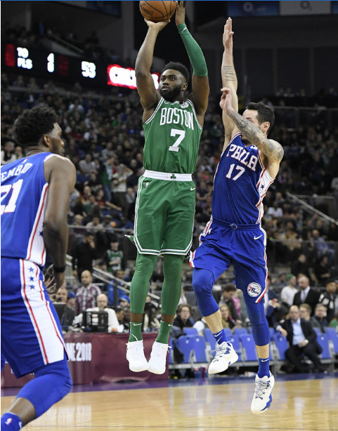 从此便是贝爵爷，英媒：贝克汉姆今日正式被授予爵士头衔（英媒：贝克汉姆今日正式获授爵士头衔，贝爵爷名副其实）