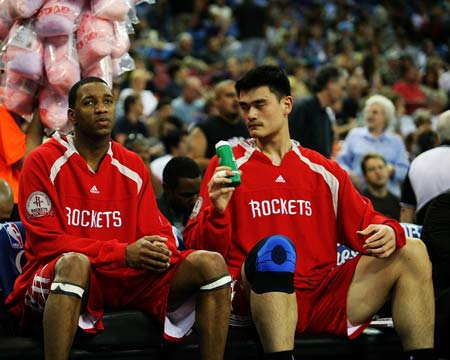 美记：锡安已参加球训练明天出战成疑，或本月中旬前后复出（美媒：锡安已恢复合练，明日能否出场成疑，预计本月中旬左右复出）