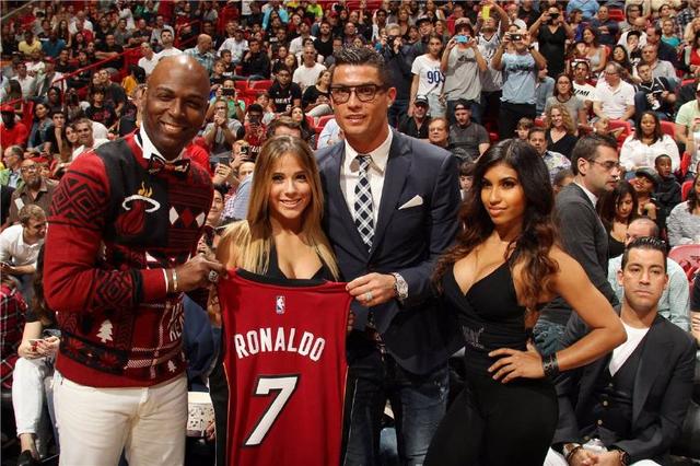 NBA战报：威少21分6板11助，国王128-123险胜掘金（NBA快讯：威少21分6板11助，国王128-123惊险力克掘金）