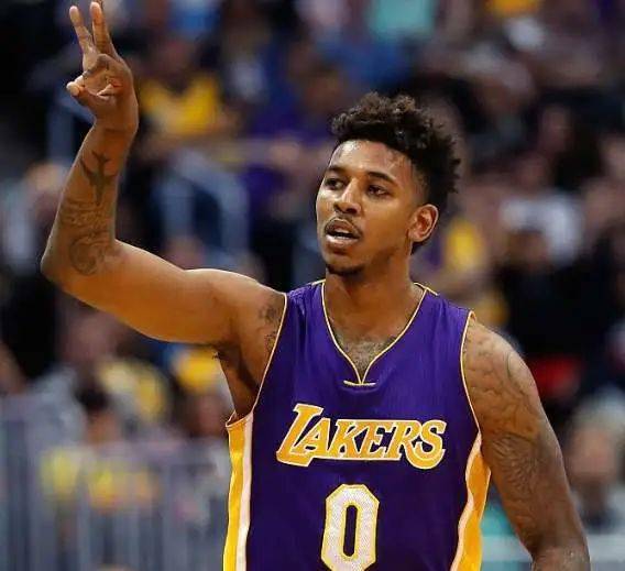 欧洲杯裁判安排引争议，焦点战主裁遭质疑（欧洲杯裁判指派惹争议，重磅对决主哨备受质疑）