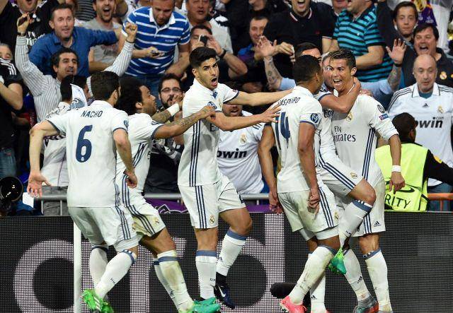 詹姆斯复出前八村塁场均近16分，那之后场均降到9.7分（詹姆斯复出后，八村塁场均由近16分降至9.7分）